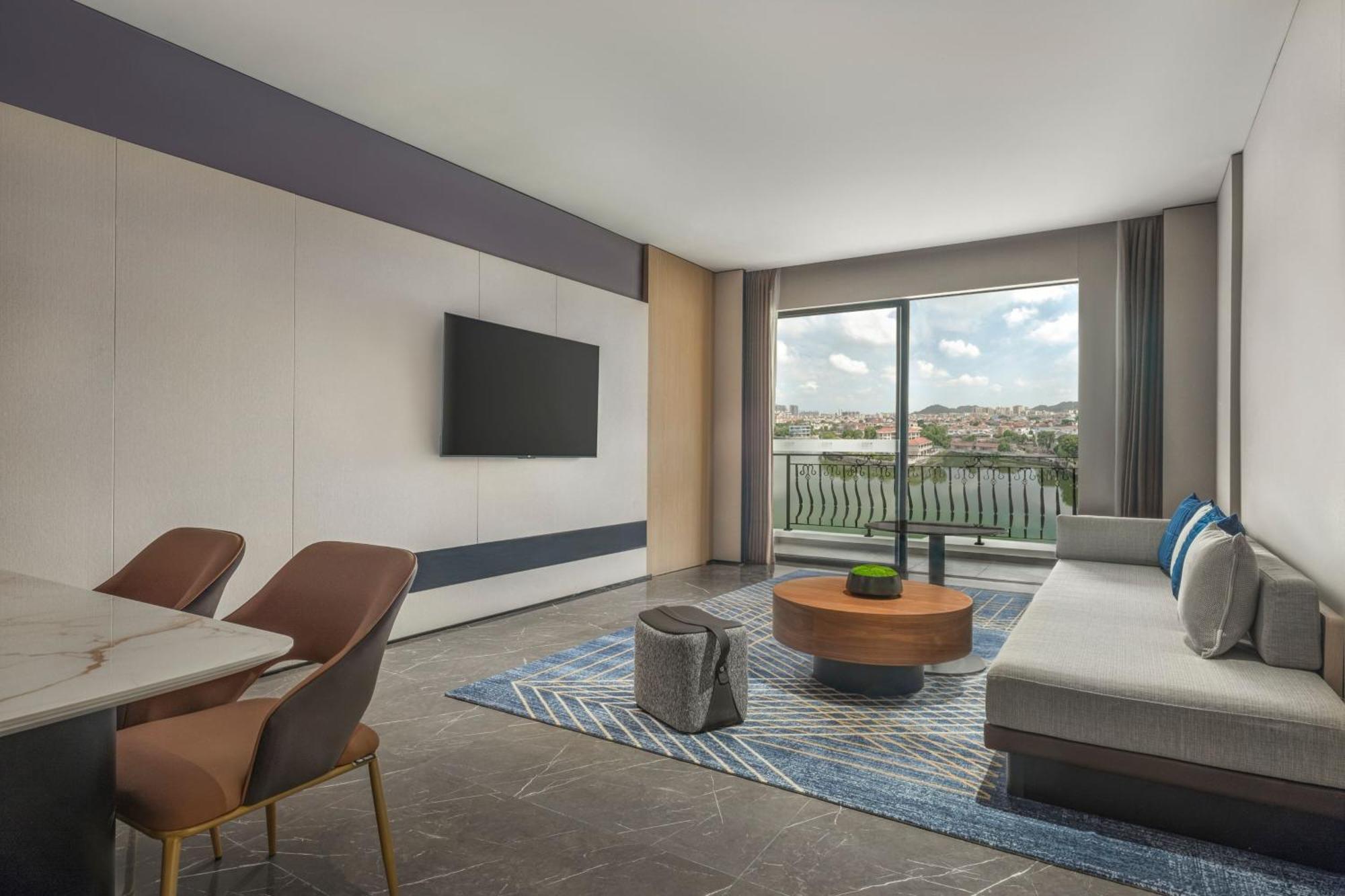 Four Points By Sheraton Yangjiang City Center Exteriér fotografie